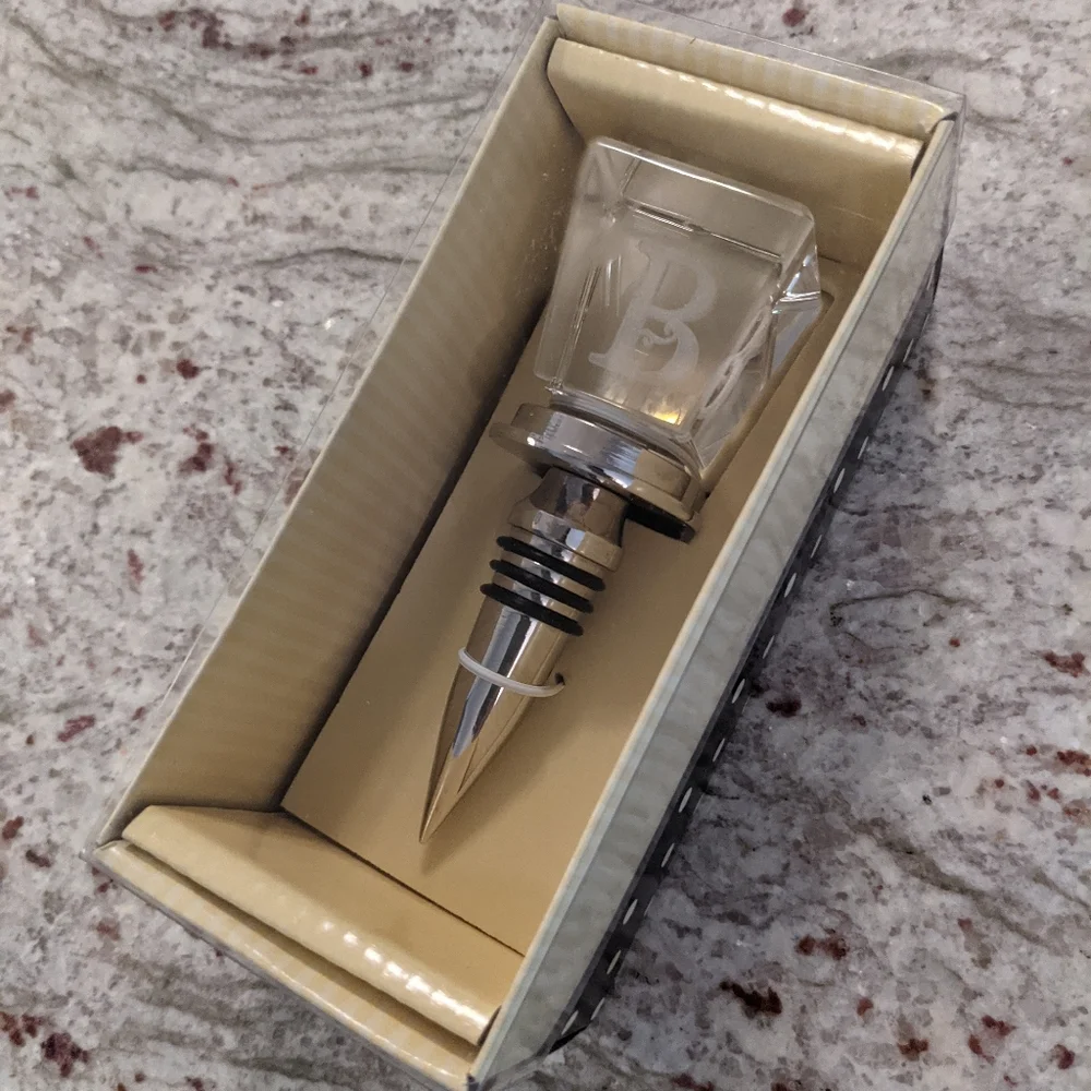 NEW Cypress Home Wine Stopper Monogram B Silver Box Gift Idea Acrylic